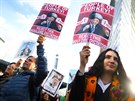 Stovky lidí v Berlíně protestovaly proti státní návštěvě tureckého prezidenta...