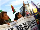 Stovky lidí v Berlín protestovaly proti státní návtv tureckého prezidenta...