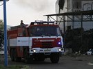Poár haly s linkou na drcení odpadu na skládce firmy Celio v Litvínov. (19....