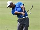 Americký golfista Tiger Woods ve tetm kole Tour Championship v Atlant