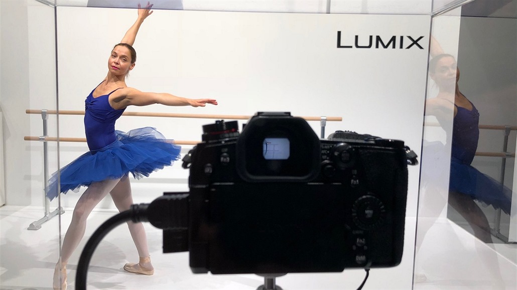 Photokina 2018 byla ve znamení nástupu plnoformátových bezzrcadlovek.
