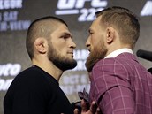 Conor McGregor (vpravo) vs. Chabib Nurmagomedov. Dva soupei UFC se dvaj sami...