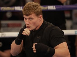Boxer Alexandr Povtkin v pprav na souboj o titul mistra svta.