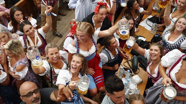 V Mnichov odstartoval 185. ronk pivnho festivalu Oktoberfest. (22. z 2018)