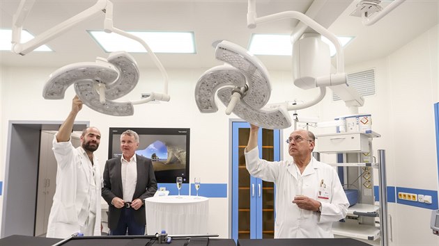 Ve Fakultn nemocnici Ostrava oteveli nov operan sl, kter vyuij hlavn plastit chirurgov.