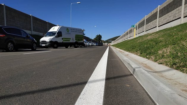 Ve Strakonicch slavnostn oteveli obchvat, kter odvede st tranzitn dopravy z centra.