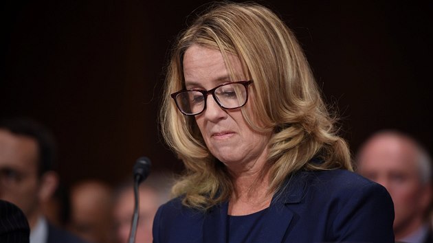 Christine Blasey Fordov vypovd v prvnm vboru Sentu USA o sexulnm napaden z roku 1982, ze kterho obvinila souasnho kandidta na soudce Nejvyho soudu Bretta Kavanaugha. (27. z 2018)