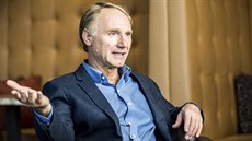 Dan Brown