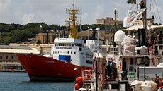 Lo Aquarius v maltském pístavu Senglea (15. srpna 2018)
