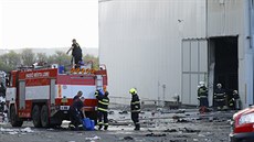 Požár haly s linkou na drcení odpadu na skládce firmy Celio v Litvínově. (19....