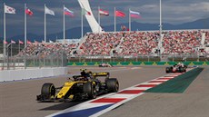 Carlos Sainz Jr z Renaultu b�hem Velké ceny Ruska.