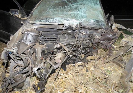 Agresivně jedoucí řidič volva dostal poblíž Citonic na Znojemsku smyk a narazil...