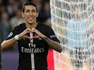 Argentinský záloník Ángel Di María (PSG) slaví svj gól v utkání Ligy mistr...