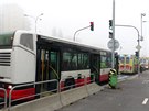 Pi sráce praských autobus v Kamýku se zranilo est lidí (9.10.2018)