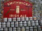 Kilkenny je domovem pivovaru Smithwick. Lehce nahoklé, ervenohndé pivo (Red...