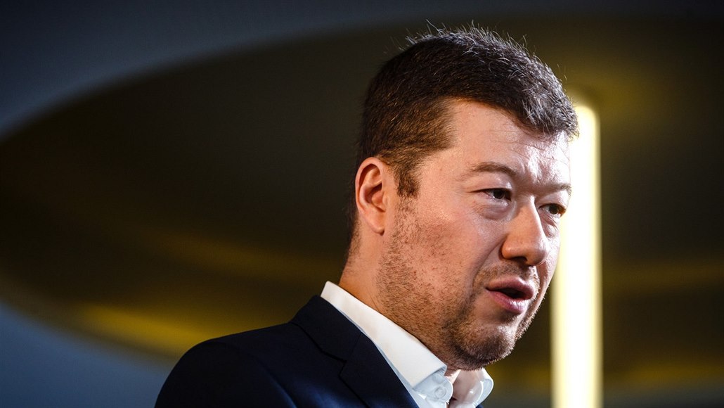 P�edseda SPD Tomio Okamura v pra�ském volebním �tábu. (6. �íjna 2018)