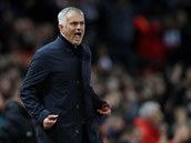 Jose Mourinho, trenér Manchesteru United, v utkání proti Newcastlu.