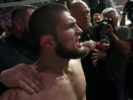 Chabib Nurmagomedov po vhe nad Conorem McGregorem