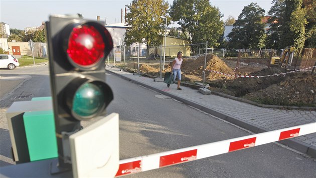 Na mst budouc protialkoholn zchytn stanice se teprve zan pracovat. Za pouh ti msce by u nov zazen mlo fungovat.