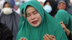 Indonésie truchlí za obti zemtesení tsunami na ostrov Sulawesi (5. íjna...