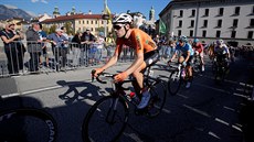 Nizozemský cyklista Tom Dumoulin b�hem silni�ního závodu na sv�tovém �ampionátu...