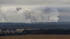 Vojenským muniním skladem na severu Ukrajiny poblí obce Ia v ernihivské...