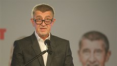 Andrej Babi komentuje na tiskové konferenci pedbné výsledky voleb. (6....