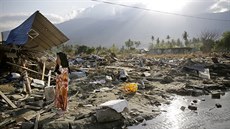 Následky zemtesení a vlny tsunami v Palu na indonéském ostrov Sulawesi....