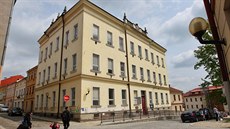 Aby budova v Brněnské ulici znovu mohla sloužit školským účelům, bude třeba...