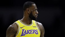 LeBron James v dresu Los Angeles Lakers