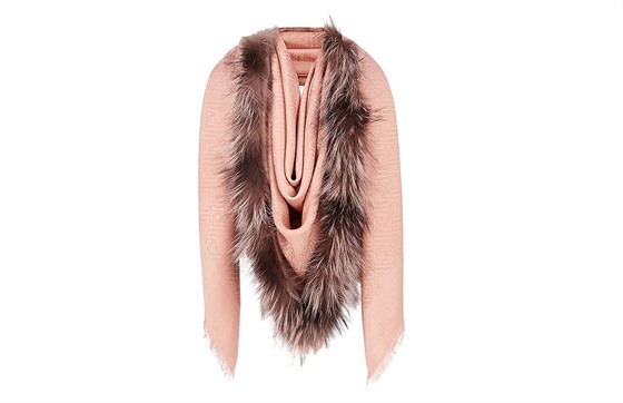 Rovou álu Touch of Fur vyrábí italská módní znaka Fendi