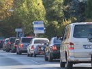 Dlouh kolony aut se vytvoily v Plzni navzdory slab sobotn doprav (13....