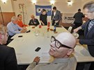 Z�stupci F�ra Jihlava, ODS, KDU-�SL a formace �ijeme Jihlavou! se se�li v...