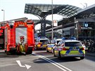Nmecká policie a hasii ped nádraím v Kolín nad Rýnem (15.10.2018)