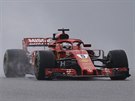 Sebastian Vettel z Ferrari pi tréninku na Velkou cenu USA