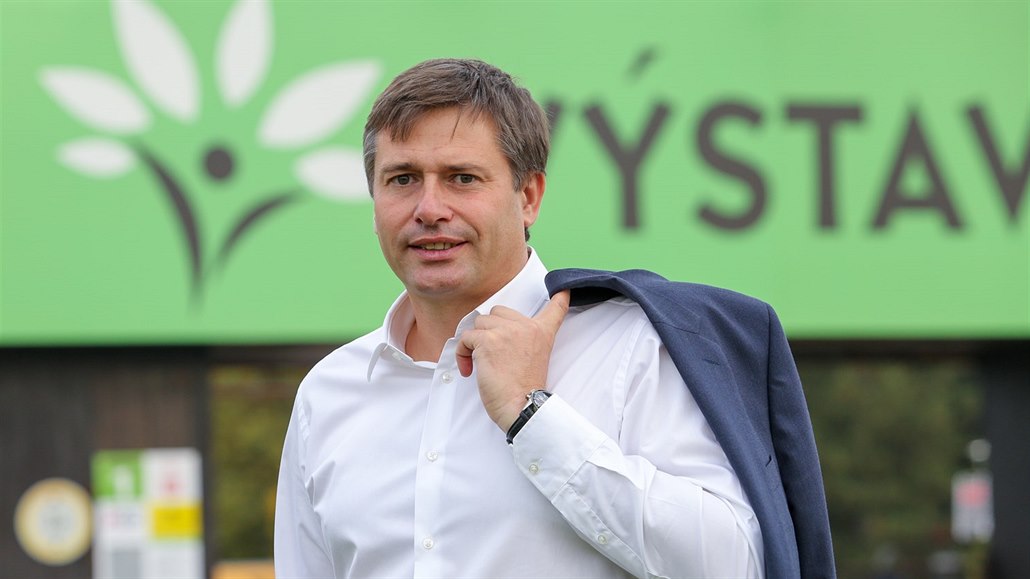 �Z mého pohledu nem��e výstavi�t� dostávat nekone�n� mnoho �ancí. Musíme si...