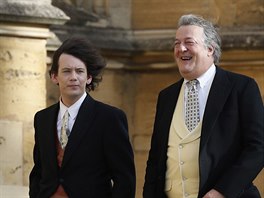 Stephen Fry a jeho manel Elliott Spencer na svatb princezny Eugenie a Jacka...
