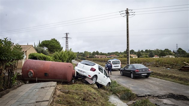 Zplavy vyvolan prudkmi srkami zashly jihofrancouzsk department Aude. (15. jna 2018)