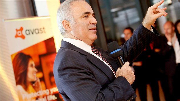 Rusk achov velmistr a bval mistr svta Garry Kasparov pijel do Brna, aby oficiln otevel modern kancele esk antivirov spolenosti Avast.