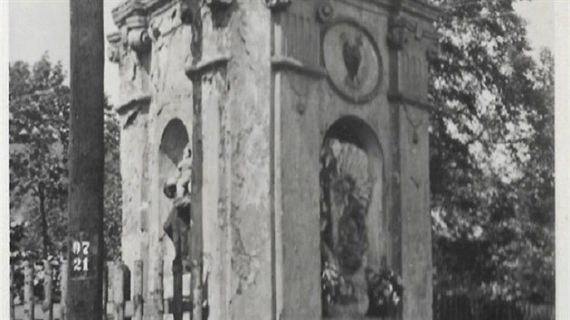 Pvodn podoba kaple v Dub na dobov fotografii.