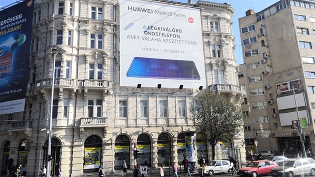 Reklama na Huawei Mate20 v Budapeti