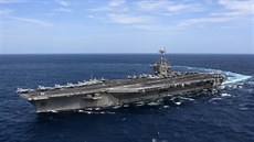 Letadlová loď USS Harry S. Truman na cestě přes Atlantik na cvičení NATO | na serveru Lidovky.cz | aktuální zprávy