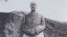 trnáctimetrovou sochu T. G. Masaryka u Kuntátu zniili nacisté, kteí...