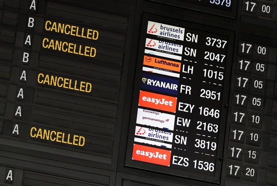 Zru�eno bylo celkem 150 let� - padesát p�ílet� a sto odlet�