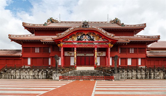 Hrad uri na ostrov Okinawa byl sídlem Království Rjúkjú.