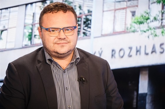 Generální editel eského rozhlasu René Zavoral v diskusním poadu iDNES.cz...