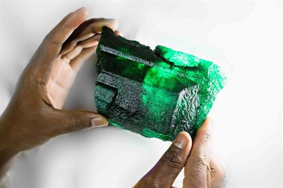 Smaragd se jménem Inkalamu byl nalezen v největším smaragdovém dole na světě v...