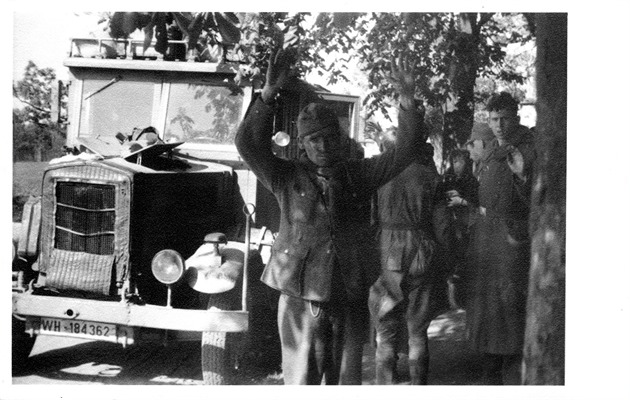 Jirny, 9 - 10. 5. 1945 - n�me�tí vojáci, zejména vojáci wehrmachtu, zadr�ení...