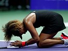 VZTEK. Japonská tenistka Naomi Ósakaová se zlobí bhem utkání na Turnaji...