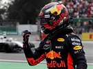 Max Verstappen z Red Bullu se raduje z vítzství ve Velké cen Mexika.